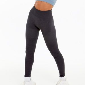 Lazuli Label Sculpt Seamless